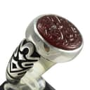 انگشتر عقیق یمنی اصل حکاکی شده با رکاب صفوی طرحدار SG-180